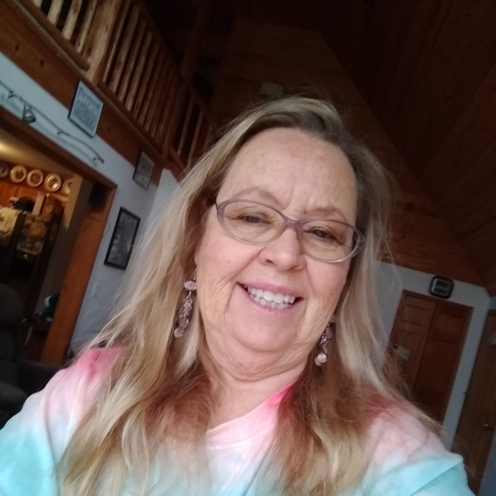 Meet your Posher, Linda